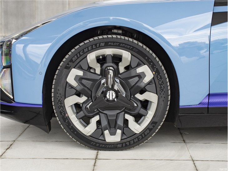 2023 NEW Human Horizons HiPhi Z EV