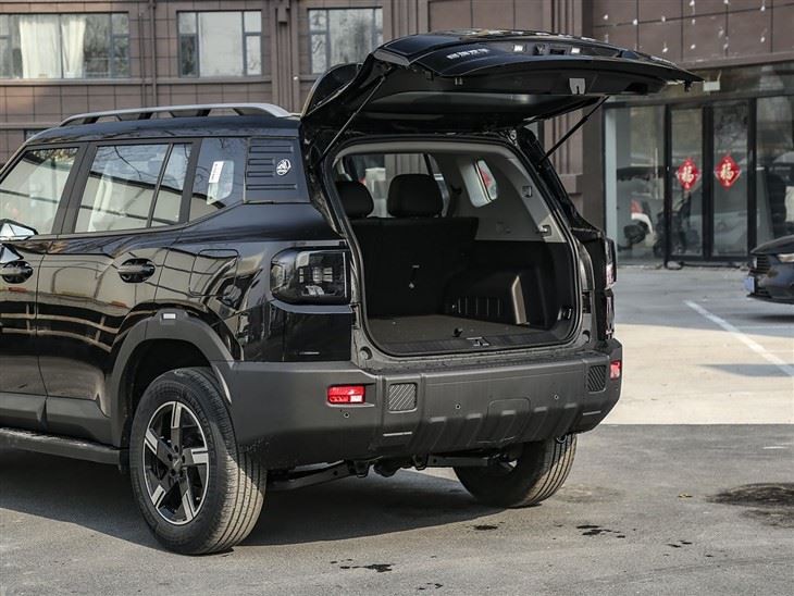 2025 Jetour Traveller SUV