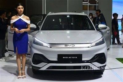 Po zvýšení ciel sú elektrické autá čínskej výroby stále lacnejšie ako Tesla v...