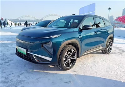 Vybavený novým hybridným systémom Thor: Odhalenie Geely Galaxy L7 EM-i