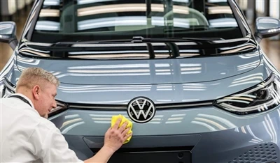 Náhle vyhlásenie koncernu Volkswagen otriaslo celým priemyslom
